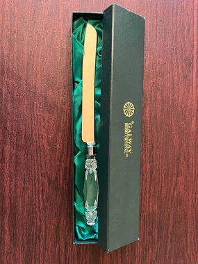 VTG Galway Irish Crystal 14" bridal cake knife